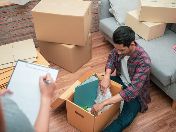 DIY Move vs. Professional Movers: When Should You Hire Help?