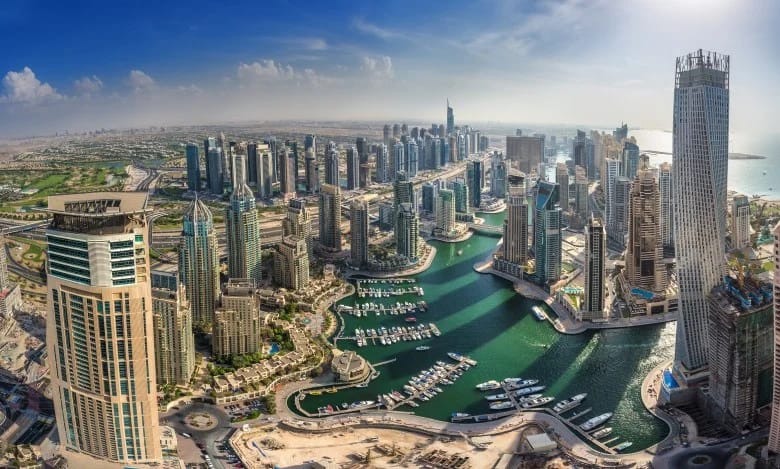 Embracing New Horizons: A Guide to Relocating to UAE
